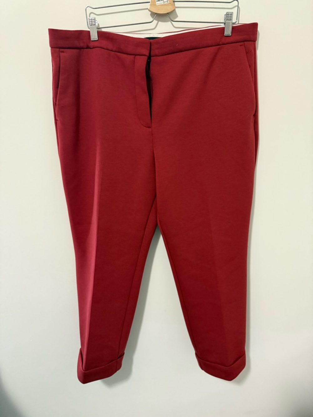 Ann Taylor Cropped Ankle Pants in Deep Red